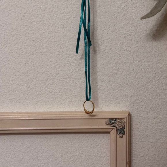 Gold Texas Ring - Picture 2 of 10